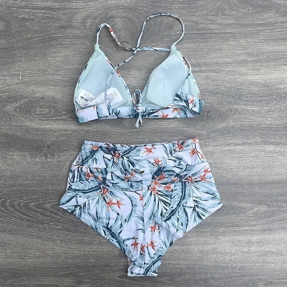 Rip Curl Diamond Bay Crossback Tri & Cheeky Hi Pant, white - Picture 10 of 16